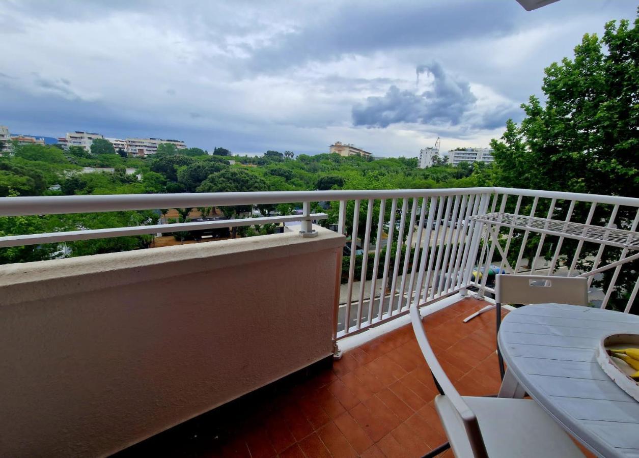 Апартаменти Apartamento Mar Del Priorat Салоу Екстер'єр фото
